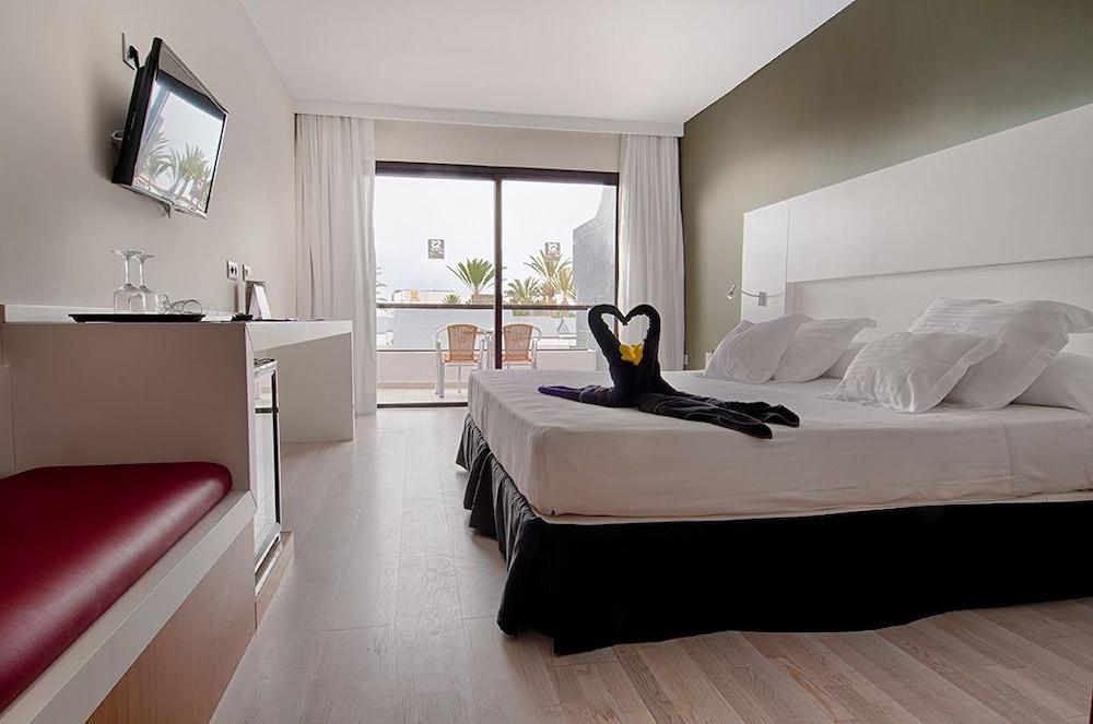 R2 Romantic Fantasia Dreams & Suites Hotel (Adults Only) Tarajalejo Luaran gambar