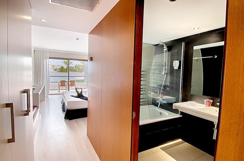 R2 Romantic Fantasia Dreams & Suites Hotel (Adults Only) Tarajalejo Luaran gambar